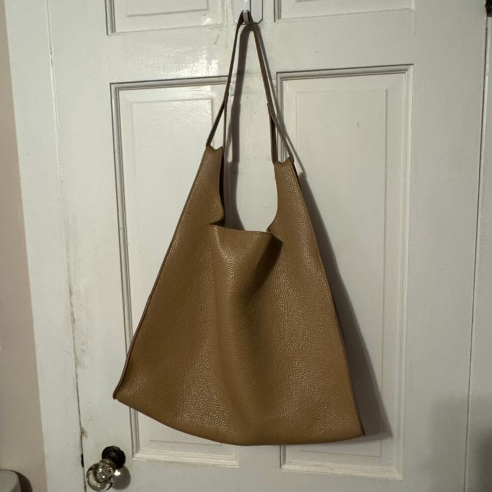 Cuyana Double Loop Satchel Shoulder Tote in Cappuccino Leather